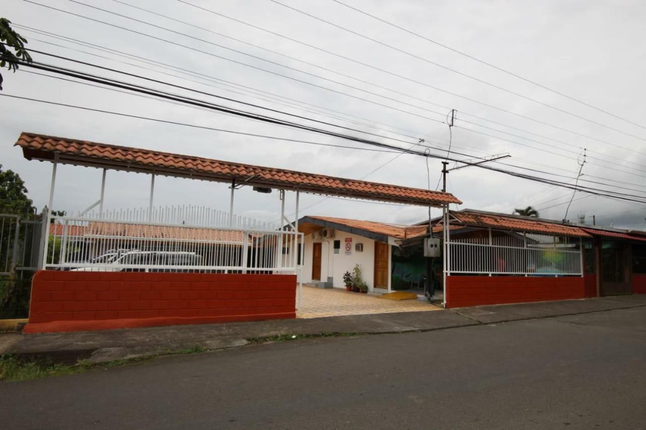 Hotel El Volcan La Fortuna Eksteriør bilde